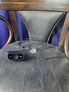 Logitech Webcam in Black USB For Desktop Computer Windows